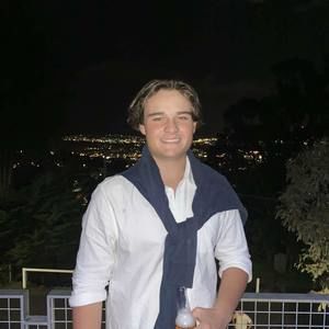 Meet your Posher, Tom